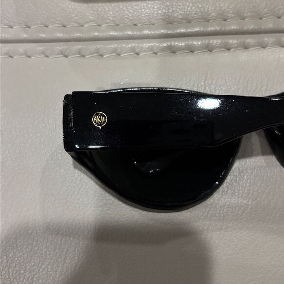 Anne Klein ll for Riviera main image 4